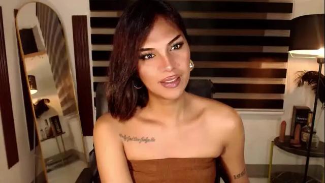 Image 4 of ririmoorets Stream on Chaturbate on 2 days ago