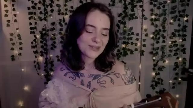 Image 2 of risha_laass Stream on Chaturbate on 3 months ago