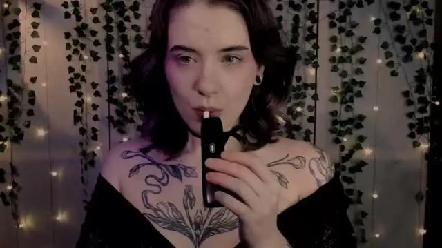 Image 4 of risha_laass Stream on Chaturbate on 2 months ago