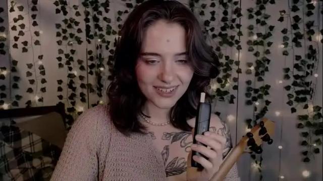 Image 11 of risha_laass Stream on Chaturbate on 2 months ago