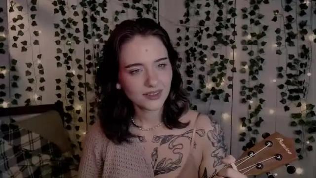 Image 12 of risha_laass Stream on Chaturbate on 2 months ago