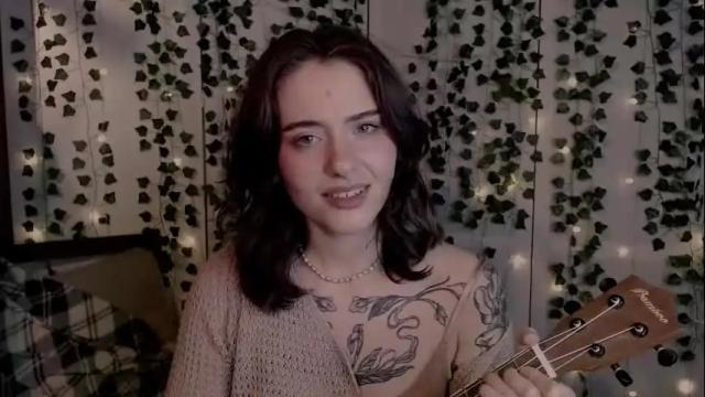 Image 3 of risha_laass Stream on Chaturbate on 2 months ago