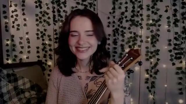 Image 4 of risha_laass Stream on Chaturbate on 2 months ago