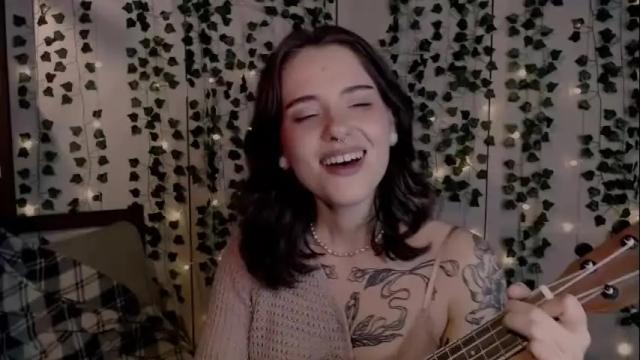 Image 7 of risha_laass Stream on Chaturbate on 2 months ago