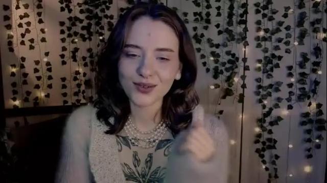 Image 4 of risha_laass Stream on Chaturbate on 2 months ago