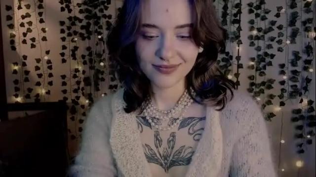 Image 7 of risha_laass Stream on Chaturbate on 2 months ago