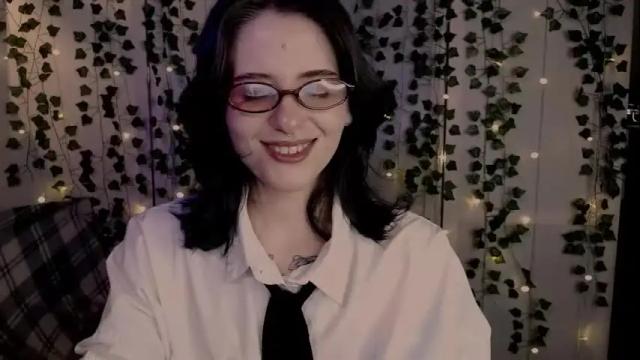 Image 11 of risha_laass Stream on Chaturbate on 2 months ago