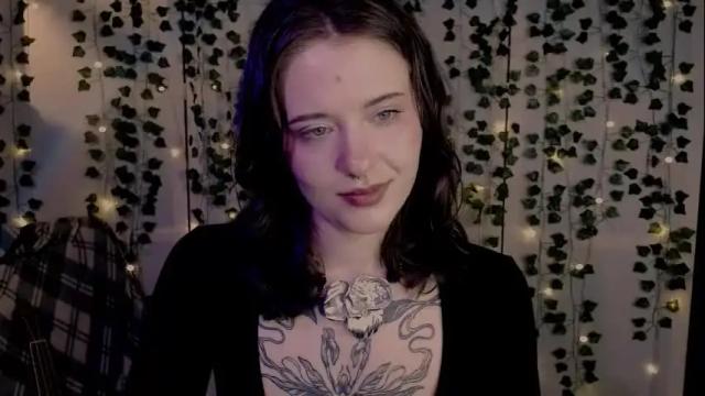 Image 7 of risha_laass Stream on Chaturbate on 1 month ago