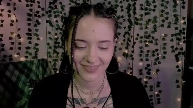 Image 12 of risha_laass Stream on Chaturbate on 1 month ago