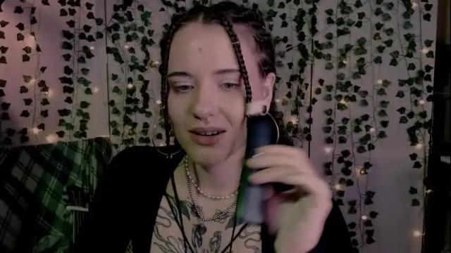 Image 6 of risha_laass Stream on Chaturbate on 1 month ago