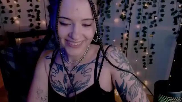 Image 4 of risha_laass Stream on Chaturbate on 1 month ago
