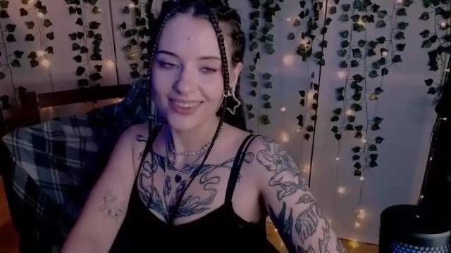 Image 6 of risha_laass Stream on Chaturbate on 1 month ago