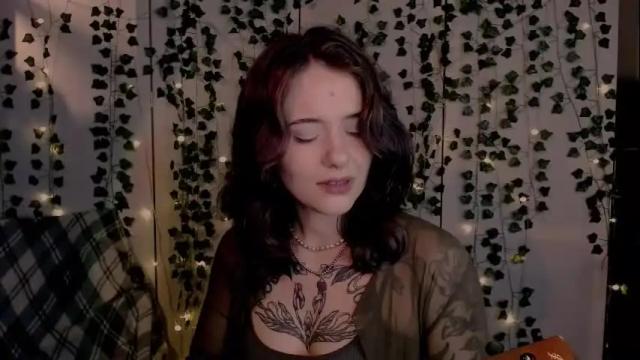 Image 10 of risha_laass Stream on Chaturbate on 1 month ago