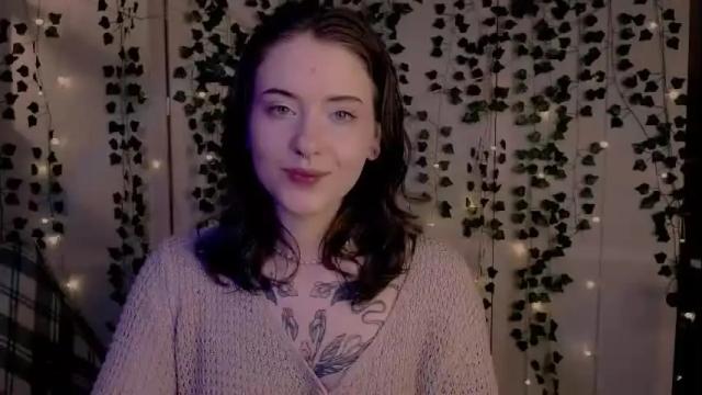 Image 2 of risha_laass Stream on Chaturbate on 16 days ago