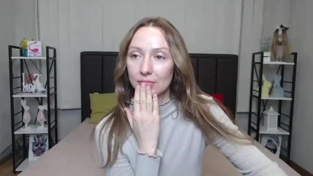 Image 4 of rita_lily Stream on Chaturbate on 17 months ago
