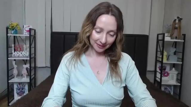 Image 10 of rita_lily Stream on Chaturbate on 13 months ago
