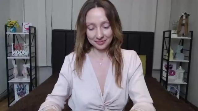 Image 3 of rita_lily Stream on Chaturbate on 13 months ago