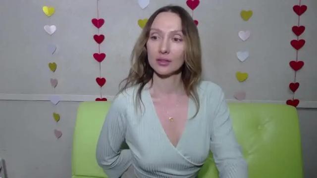 Image 4 of rita_lily Stream on Chaturbate on 13 months ago