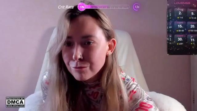 Image 3 of ritzy_star Stream on Chaturbate on 18 months ago