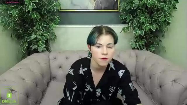Image 8 of river__london Stream on Chaturbate on 20 months ago