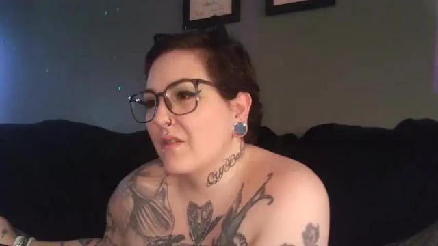 Image 7 of river_and_daddy Stream on Chaturbate on 13 months ago