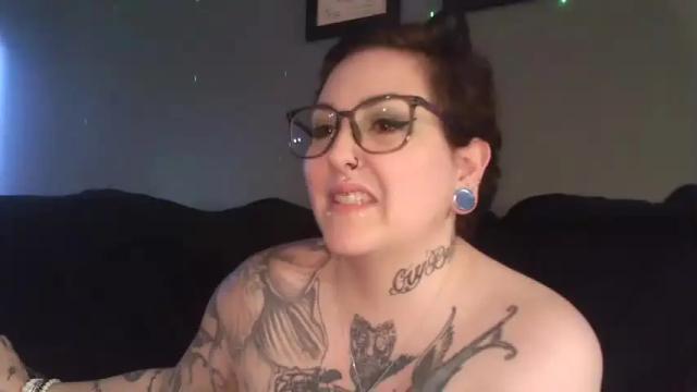 Image 8 of river_and_daddy Stream on Chaturbate on 13 months ago
