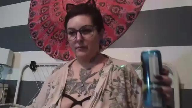 Image 3 of river_and_daddy Stream on Chaturbate on 13 months ago