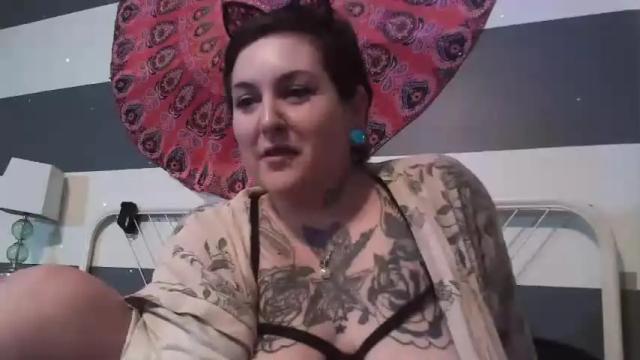Image 7 of river_and_daddy Stream on Chaturbate on 13 months ago