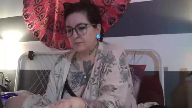 Image 2 of river_and_daddy Stream on Chaturbate on 13 months ago