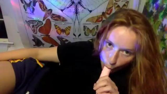 Image 12 of robinblackly Stream on Chaturbate on 20 months ago