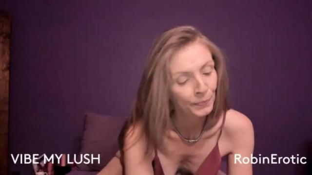 Image 4 of robinerotic Stream on Chaturbate on 18 months ago