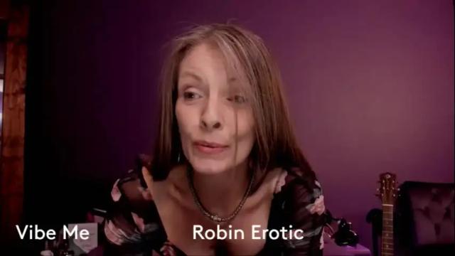 Image 3 of robinerotic Stream on Chaturbate on 14 months ago