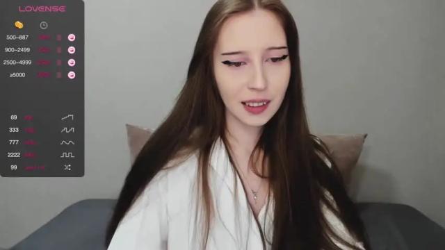 Image 2 of rocketsgirl Stream on Chaturbate on 13 months ago