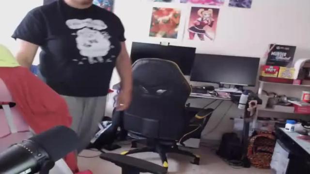 Image 2 of roelliitheecchi Stream on Chaturbate on 18 months ago