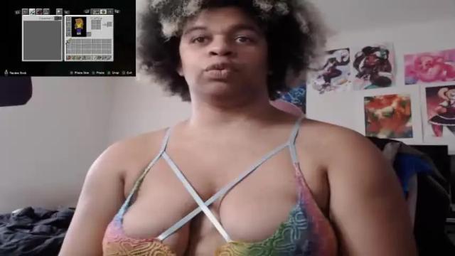 Image 11 of roelliitheecchi Stream on Chaturbate on 18 months ago