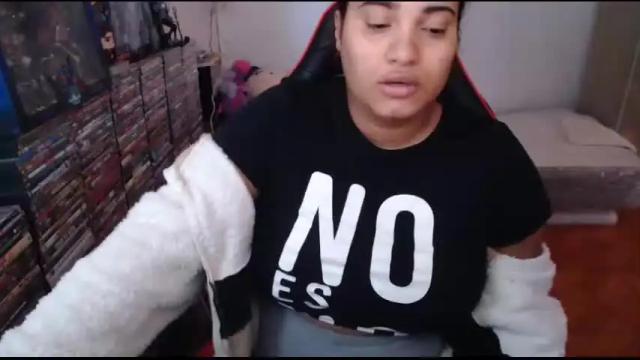 Image 7 of rokyhilary Stream on Chaturbate on 18 months ago