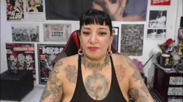 Image 2 of rollyderolandia666 Stream on Chaturbate on 2 months ago