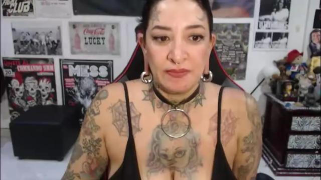 Image 2 of rollyderolandia666 Stream on Chaturbate on 1 month ago