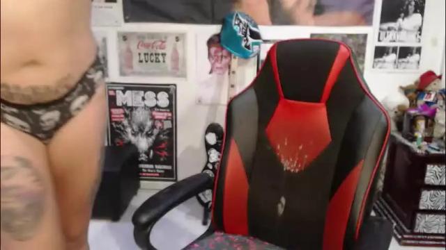 Image 3 of rollyderolandia666 Stream on Chaturbate on 15 days ago