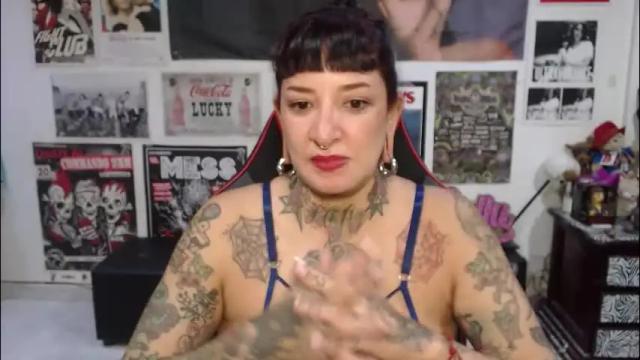 Image 8 of rollyderolandia666 Stream on Chaturbate on 11 days ago