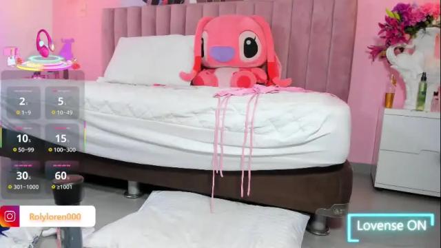 Image 10 of rolyloren Stream on Chaturbate on 3 months ago