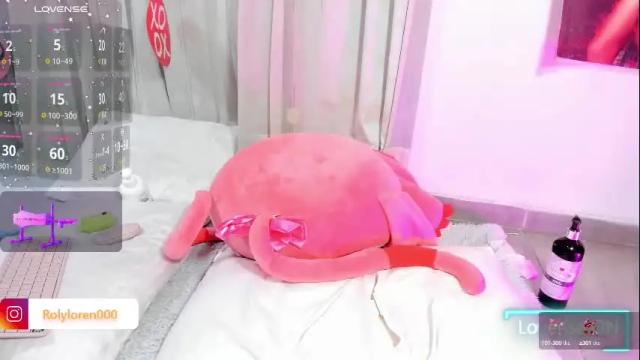 Image 10 of rolyloren Stream on Chaturbate on 2 months ago