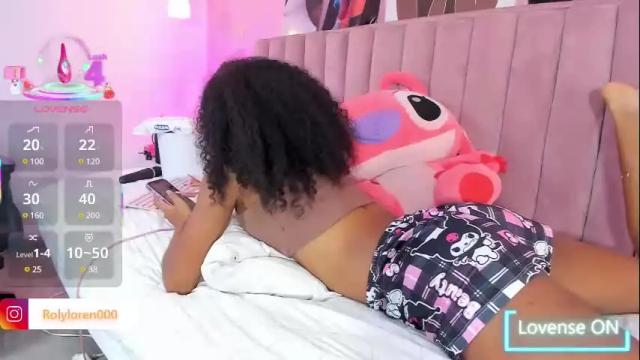 Image 10 of rolyloren Stream on Chaturbate on 2 months ago