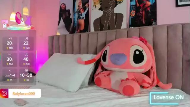 Image 4 of rolyloren Stream on Chaturbate on 2 months ago