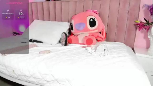 Image 6 of rolyloren Stream on Chaturbate on 1 month ago