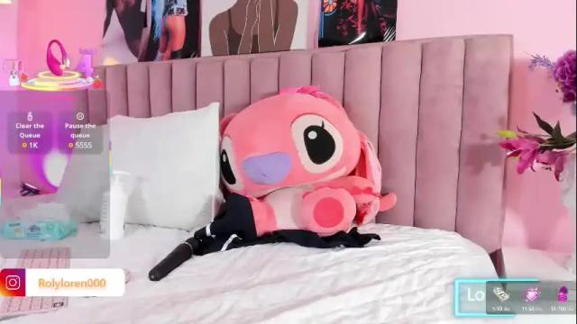 Image 8 of rolyloren Stream on Chaturbate on 1 month ago