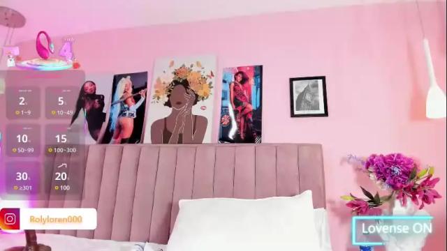 Image 11 of rolyloren Stream on Chaturbate on 22 days ago