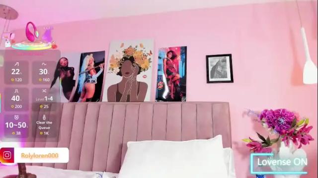 Image 3 of rolyloren Stream on Chaturbate on 22 days ago
