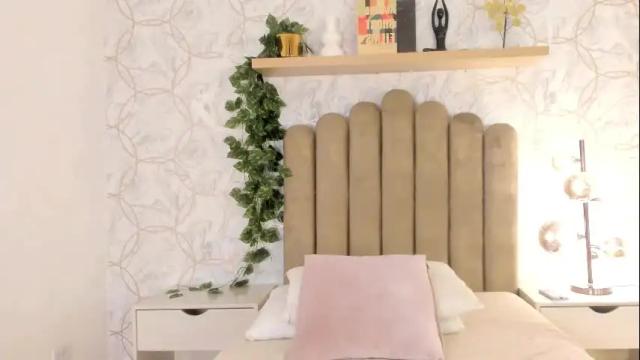 Image 2 of roma_love_ Stream on Chaturbate on 1 month ago