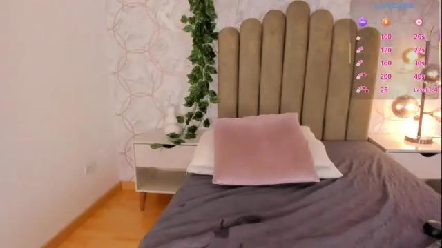Image 4 of roma_love_ Stream on Chaturbate on 27 days ago